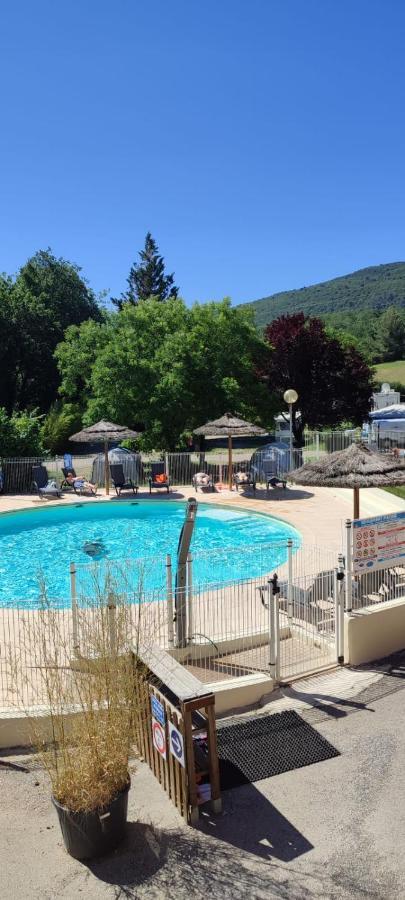 Camping Pres Du Lac De Sainte Croix Bauduen Exterior photo